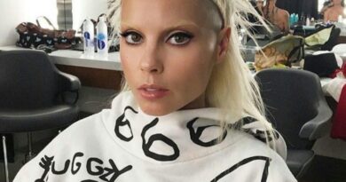 Yolandi Visser Net Worth 2022,