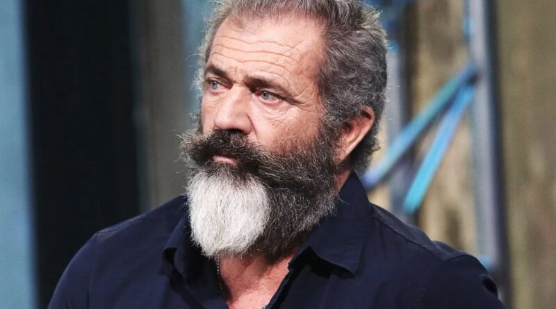 Mel Gibson Net Worth 2022 .